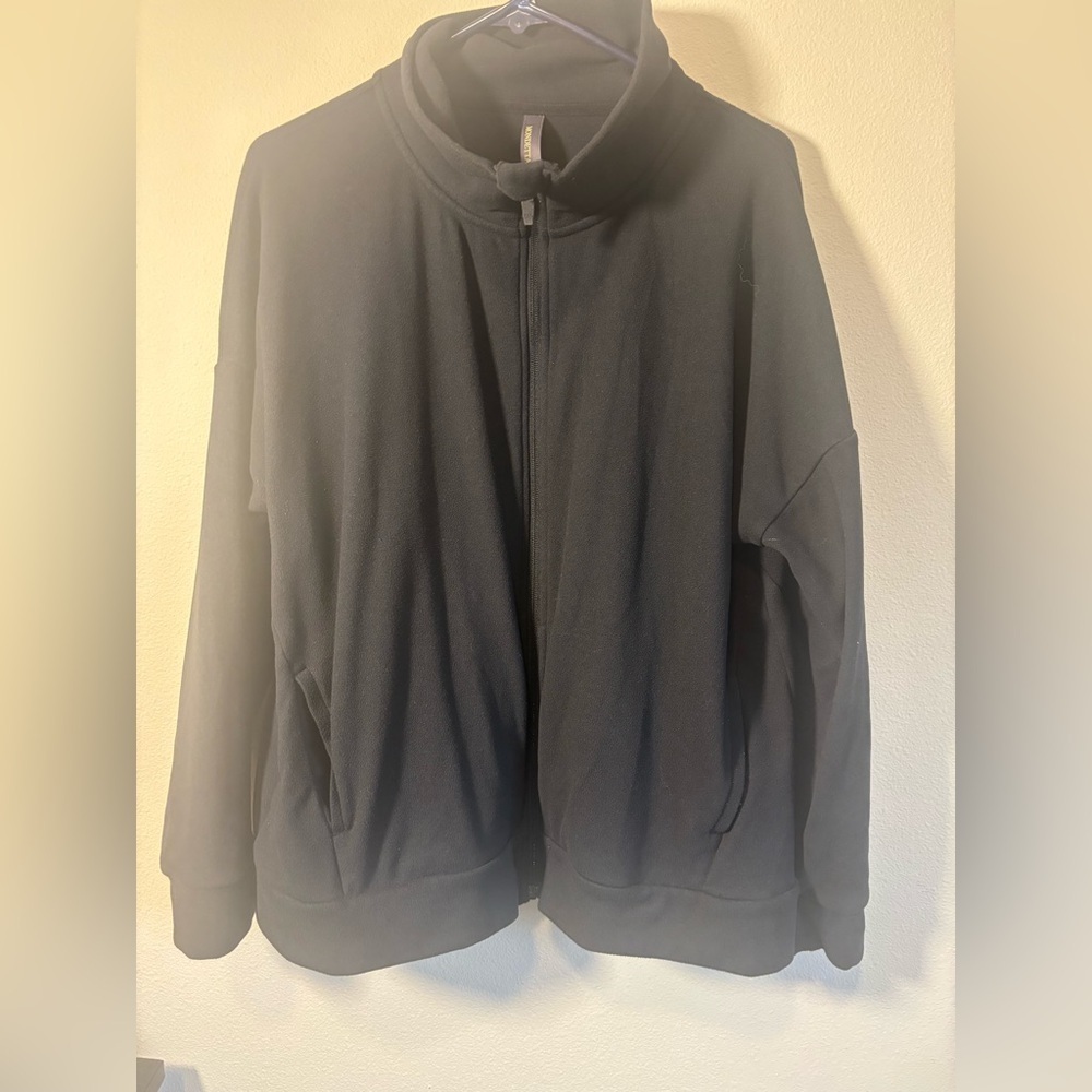 Mondetta Classic Black Soft Fleece